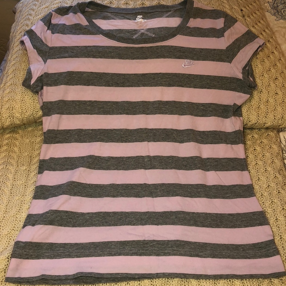 Nike Short Sleeve Top